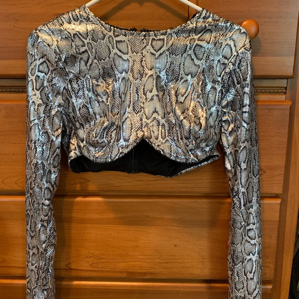 Snakeskin Print Long Sleeve Crop top